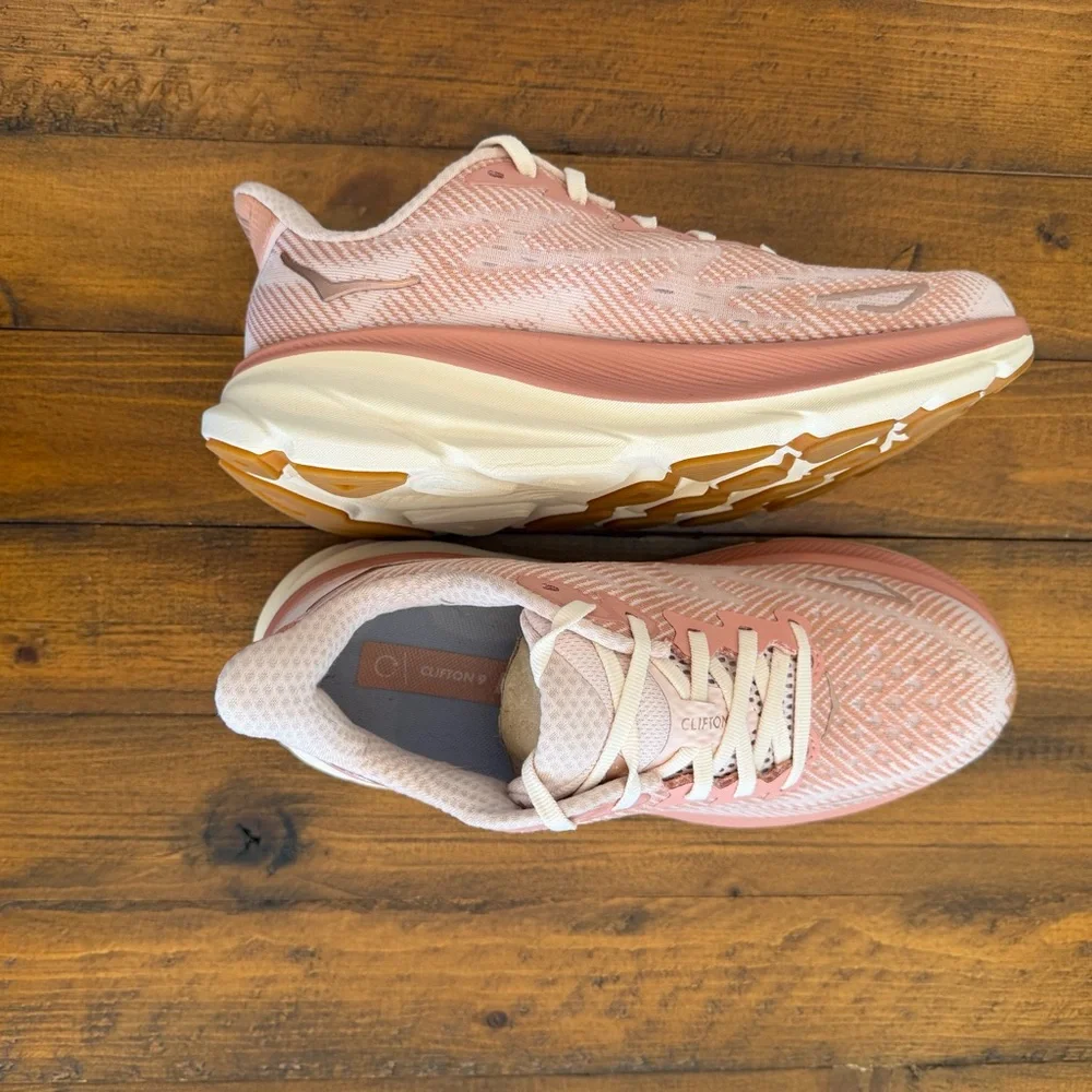 Hoka Clifton 9 Running Shoe - Picture 6 of 11